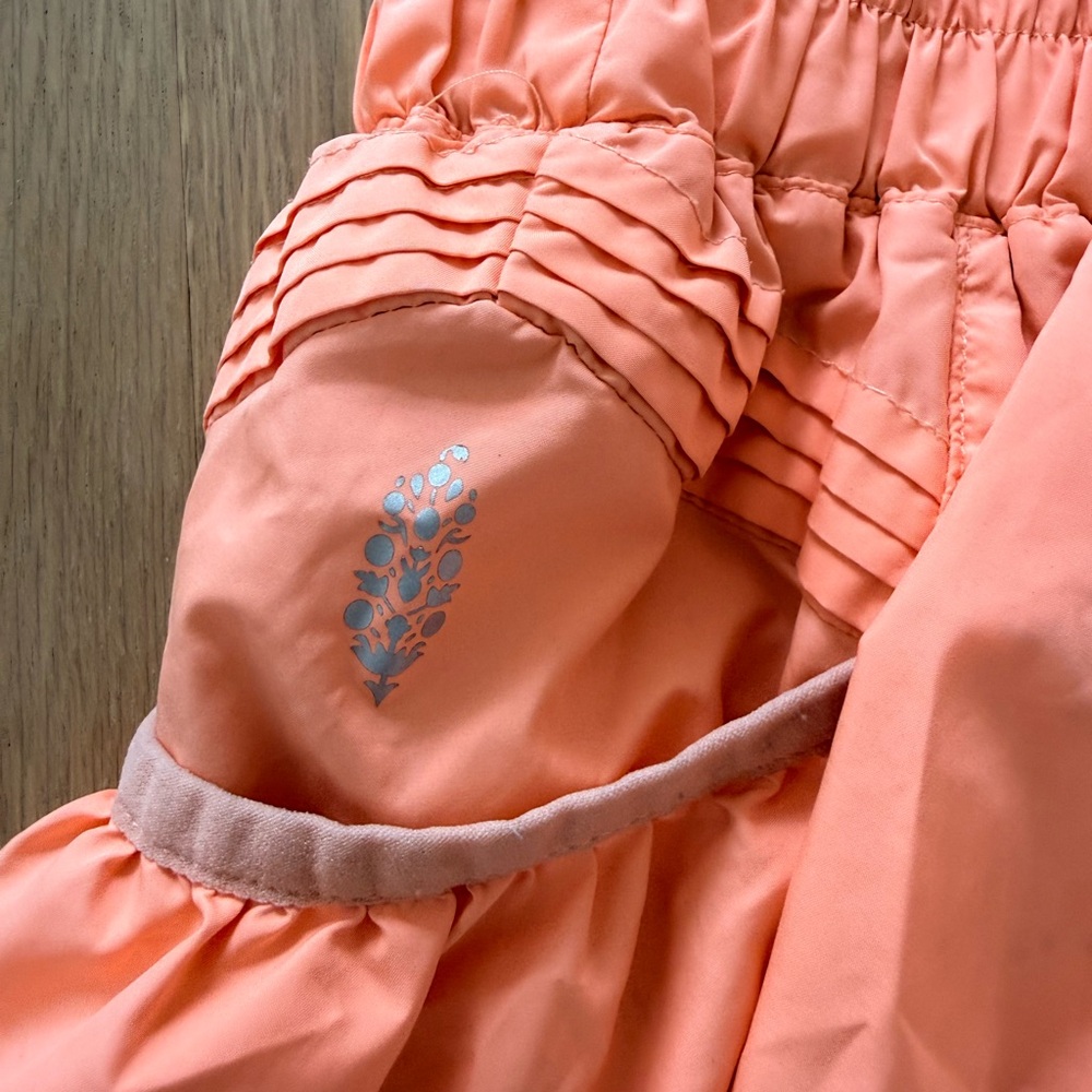 Peach Ruffled Skorts FP Movement XS - Picture 4 of 4